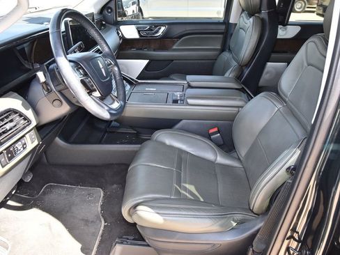 Used 2023 Lincoln Navigator L Black Label image 12