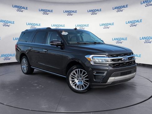 Used 2023 Ford Expedition Max Limited RWD image 2