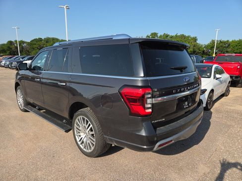 Used 2023 Ford Expedition Max Platinum AWD/4WD image 3