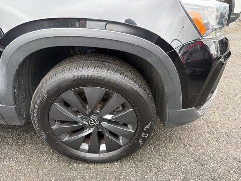 Used 2022 Volkswagen Taos S w/ IQ Drive S Package image 4
