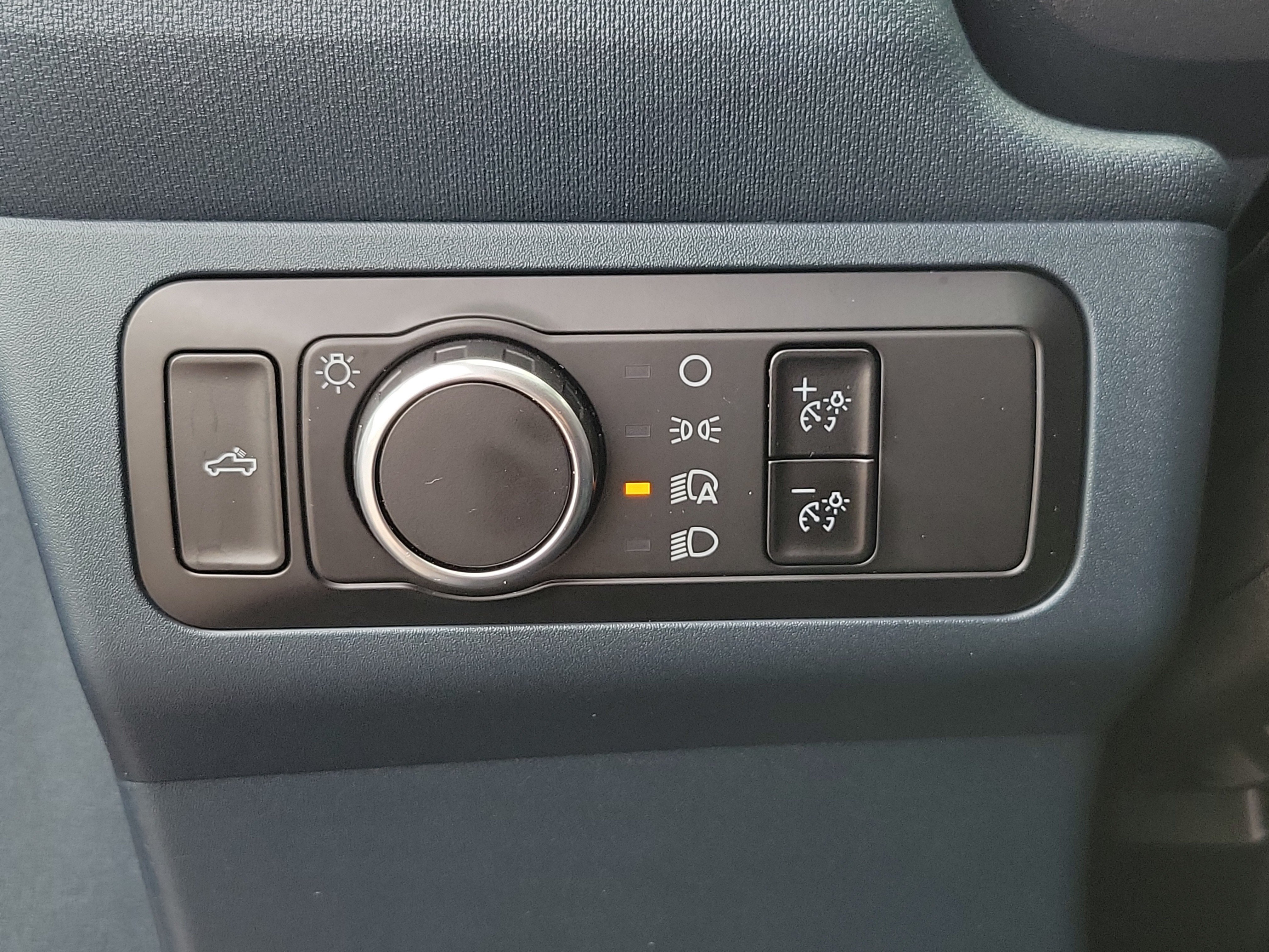 Used 2023 Ford Maverick XL FWD image 17
