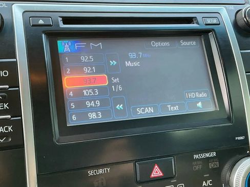 Used 2012 Toyota Camry SE image 29