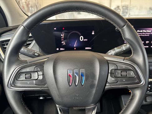 Used 2025 Buick Encore GX Preferred FWD image 27