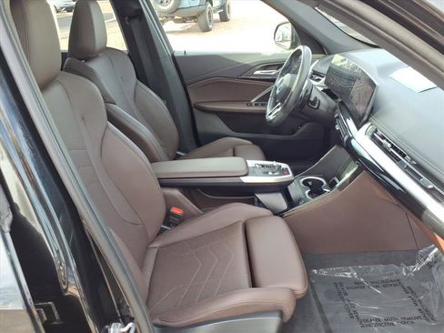 Used 2023 BMW X1 xDrive28i w/ M Sport Package image 11