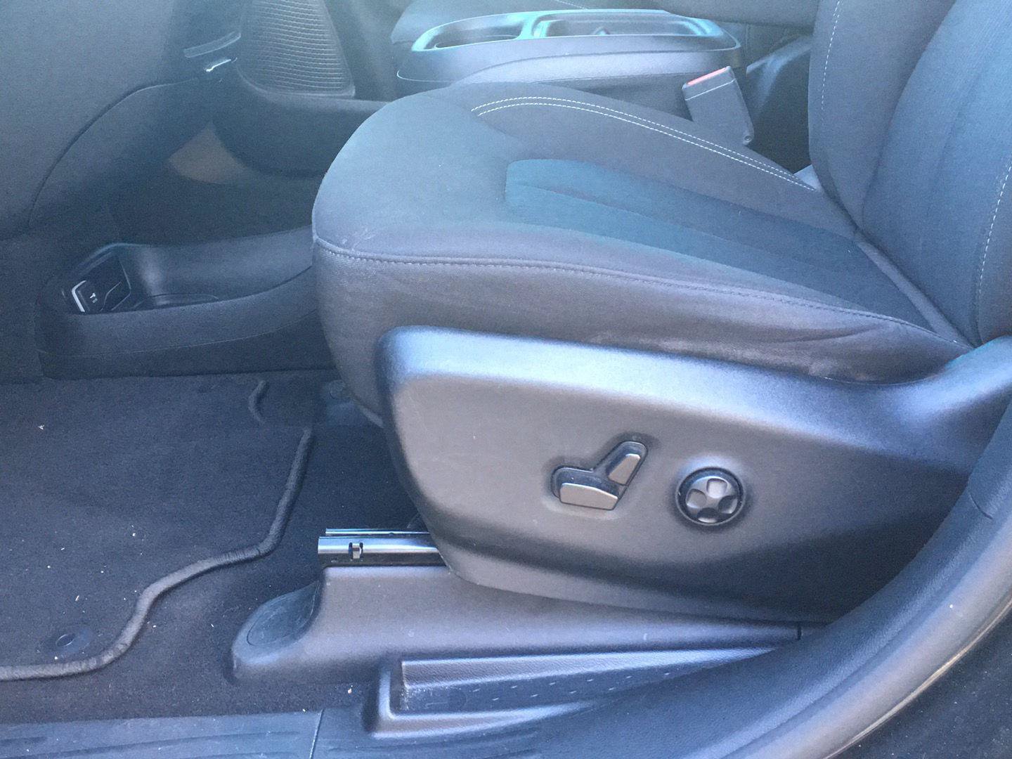 Used 2023 Chrysler Pacifica Touring FWD image 24