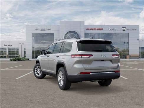 New 2025 Jeep Grand Cherokee L Laredo w/ Luxury Tech Group I image 3