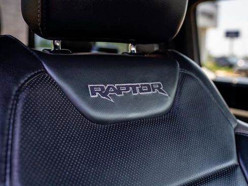 Used 2017 Ford F150 Raptor w/ Equipment Group 802A Luxury AWD/4WD image 27