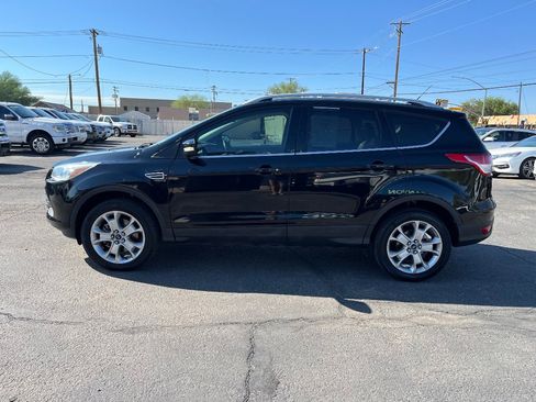 Used 2016 Ford Escape Titanium image 9