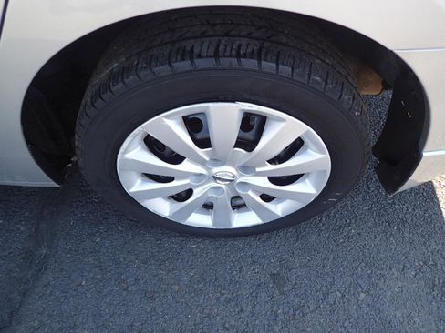 Used 2017 Nissan Sentra S image 23