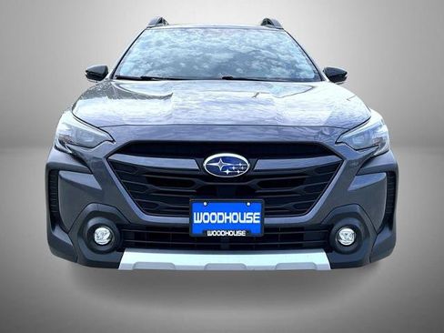 Used 2023 Subaru Outback Limited AWD/4WD image 2