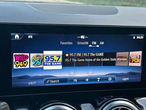 Used 2025 Mercedes-Benz GLA 250 image 23