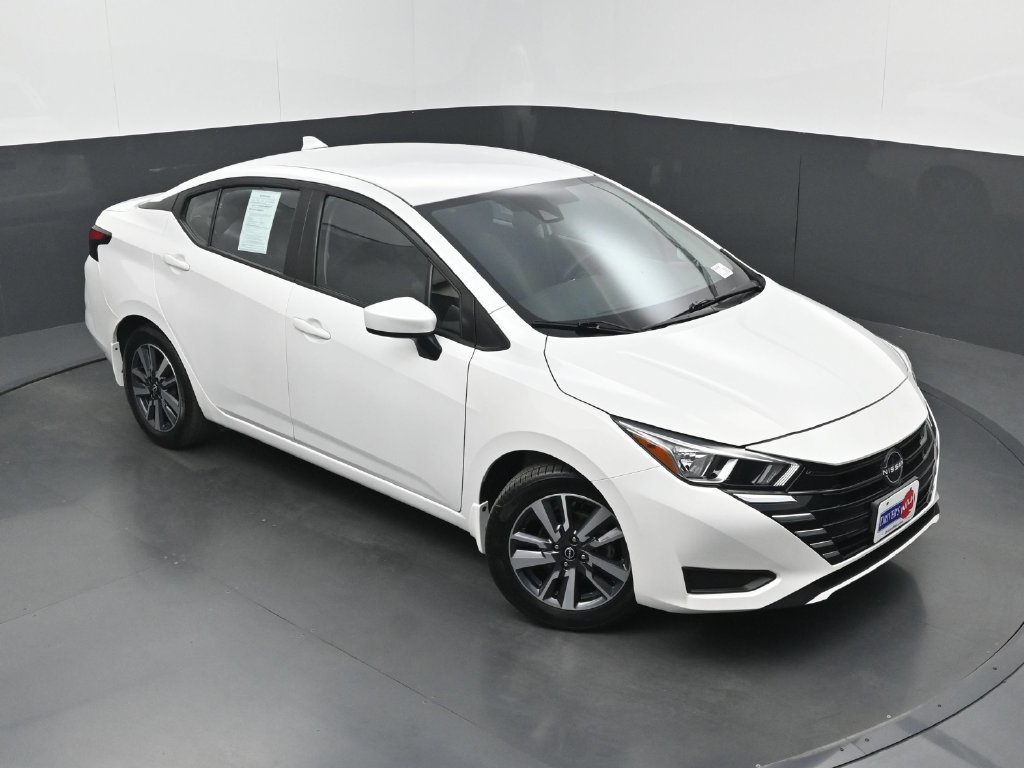 Used 2024 Nissan Versa SV w/ Trunk Package FWD image 30