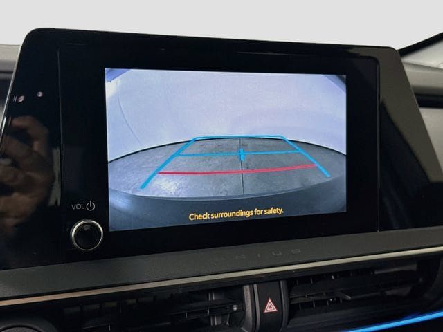 Certified 2024 Toyota Prius XLE FWD image 15