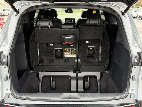 Certified 2024 Toyota Sienna XSE image 4