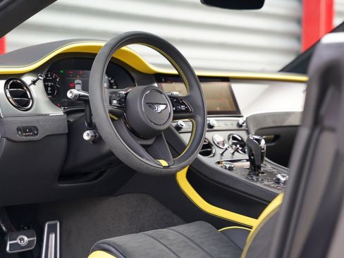 Used 2025 Bentley Continental GT Speed image 4