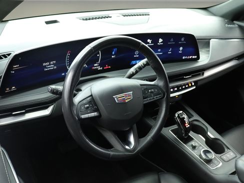 Certified 2024 Cadillac XT4 Premium Luxury image 22