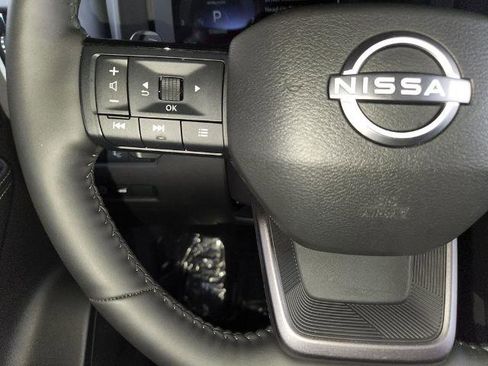 Certified 2025 Nissan Rogue SL w/ Tech Package image 26