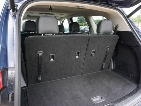 Used 2025 Kia Telluride S AWD/4WD image 8