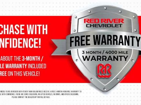 Used 2021 Chevrolet Traverse LT image 3