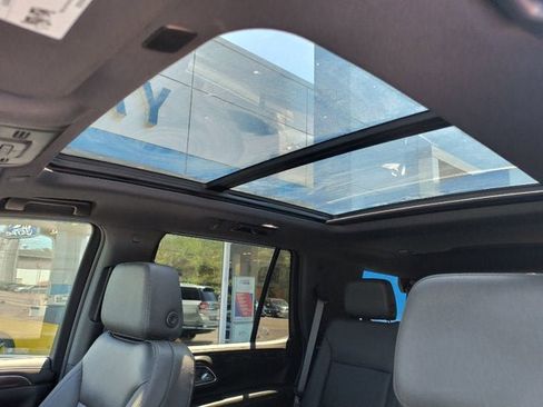 Used 2024 Chevrolet Tahoe LT w/ LT Signature Plus Package AWD/4WD image 7