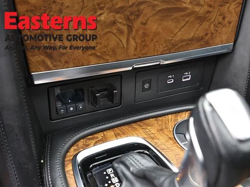 Used 2024 Nissan Armada SL w/ Captain's Chairs Package image 24