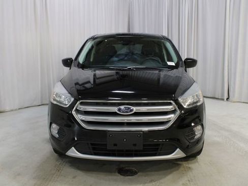 Used 2017 Ford Escape SE image 37