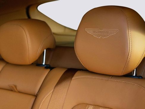 New 2026 Aston Martin DBX 707 image 43