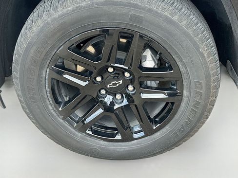 Used 2024 Chevrolet Silverado 1500 Custom w/ LPO, Dark Essentials Package image 30