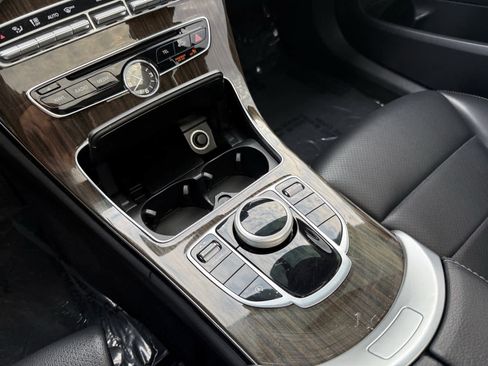 Used 2017 Mercedes-Benz C 300 4MATIC Sedan image 23