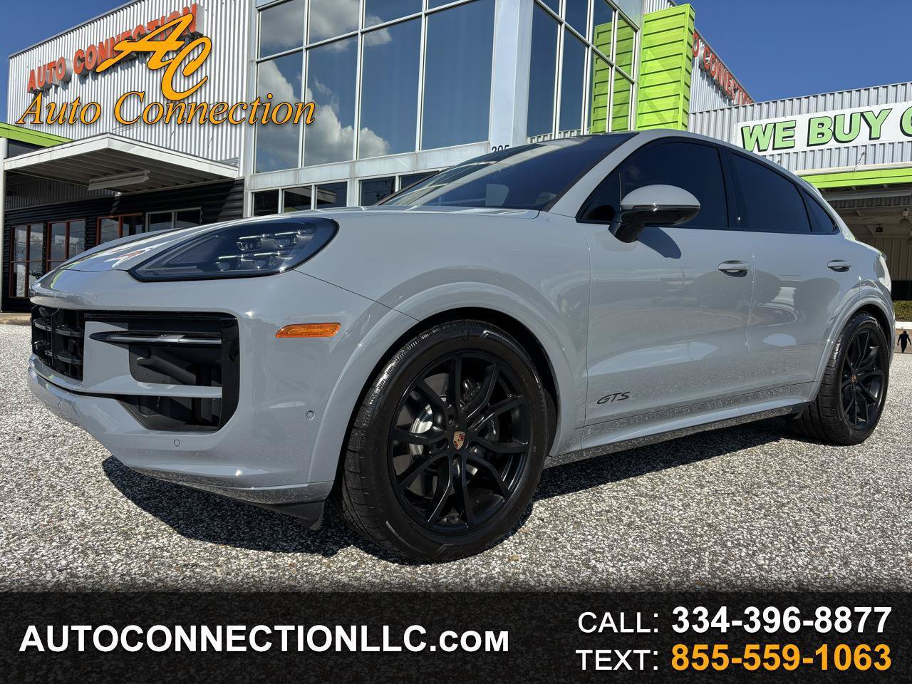 Used 2025 Porsche Cayenne GTS AWD/4WD image 1
