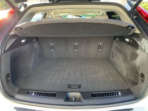 Used 2021 Cadillac XT4 Premium Luxury w/ Driver Awareness Package image 13