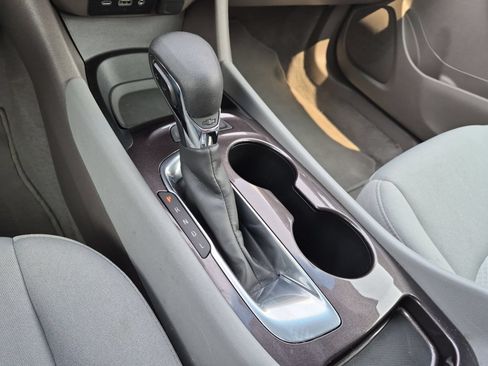 Certified 2022 Chevrolet Malibu LS FWD image 16