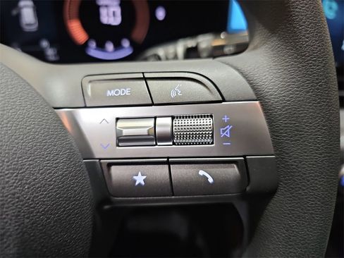 New 2026 Hyundai Kona SE image 17