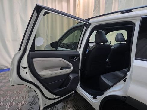 Certified 2025 Subaru Forester Premium image 27