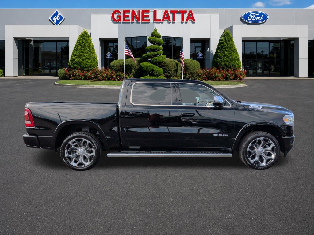 Used 2023 RAM 1500 Limited w/ Body Color Bumper Group AWD/4WD image 8