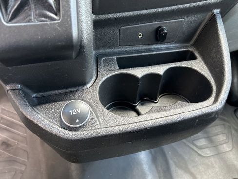Used 2018 Ford Transit 250 138 image 30