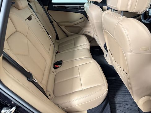 Certified 2026 Porsche Macan AWD/4WD image 29