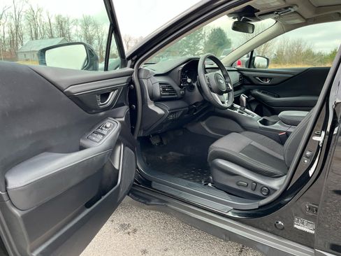 Used 2024 Subaru Outback Premium image 10