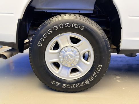 Used 2023 RAM 2500 Tradesman image 9