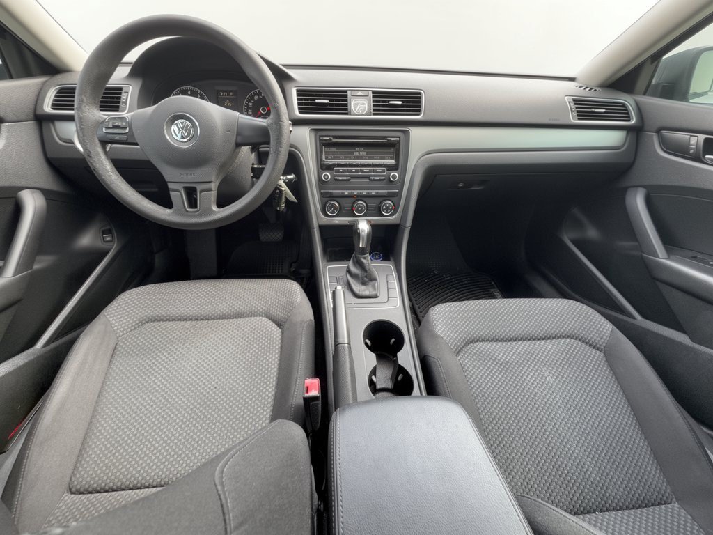 Used 2013 Volkswagen Passat 2.5 S FWD image 17