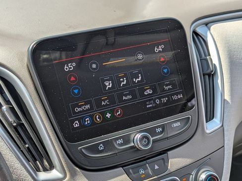 Used 2022 Chevrolet Malibu LT FWD image 20