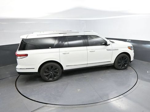 Used 2024 Lincoln Navigator L Reserve w/ Equipment Group 201A AWD/4WD image 41