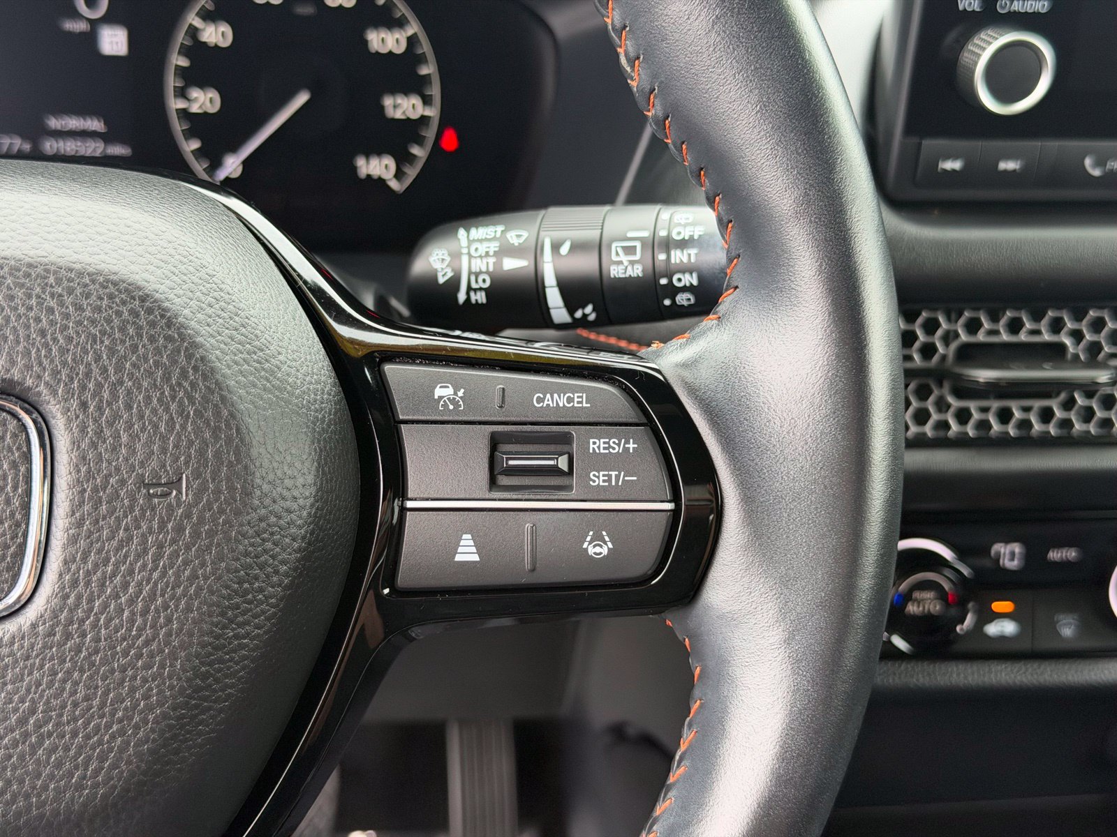 Used 2025 Honda HR-V Sport image 14