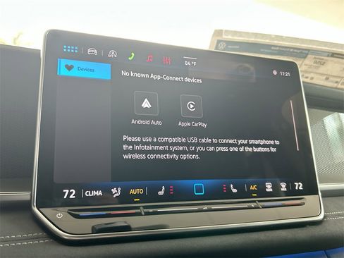 New 2026 Volkswagen Tiguan SE R-Line image 24