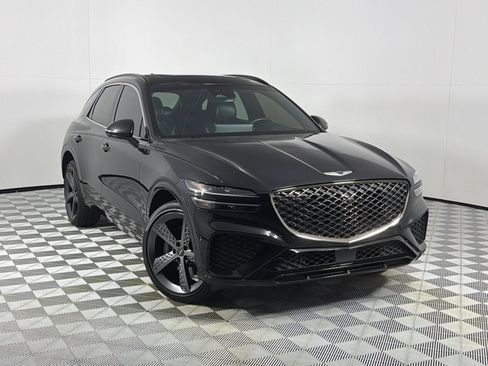 Used 2022 Genesis GV70 3.5T Sport w/ Sport Prestige Package AWD/4WD image 2