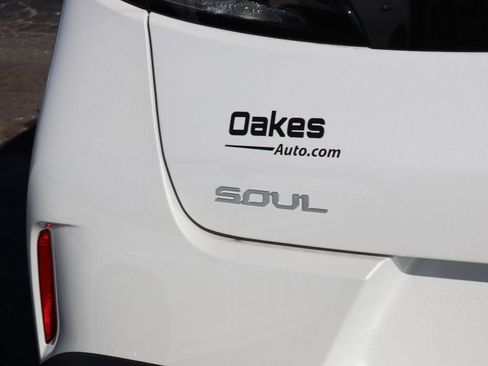 New 2025 Kia Soul S image 8