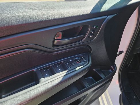 Used 2025 Honda Odyssey Sport-L image 15