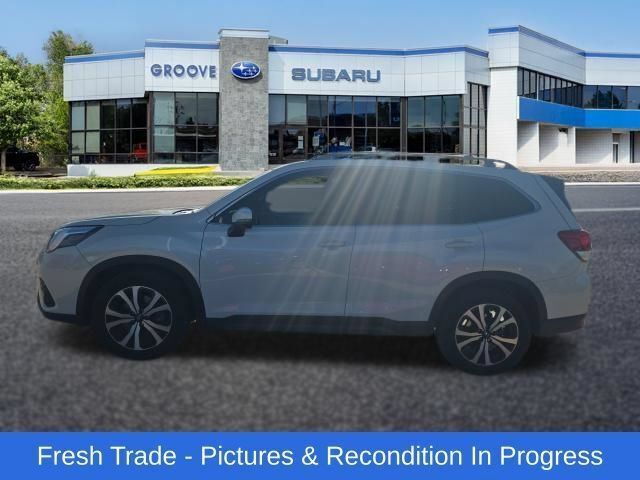 Used 2024 Subaru Forester Limited AWD/4WD image 2
