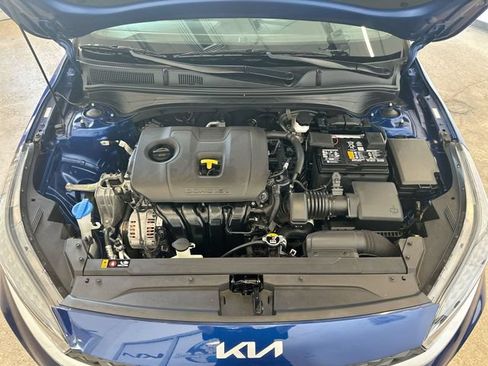 Certified 2024 Kia Forte LXS w/ LXS Technology Package FWD image 19