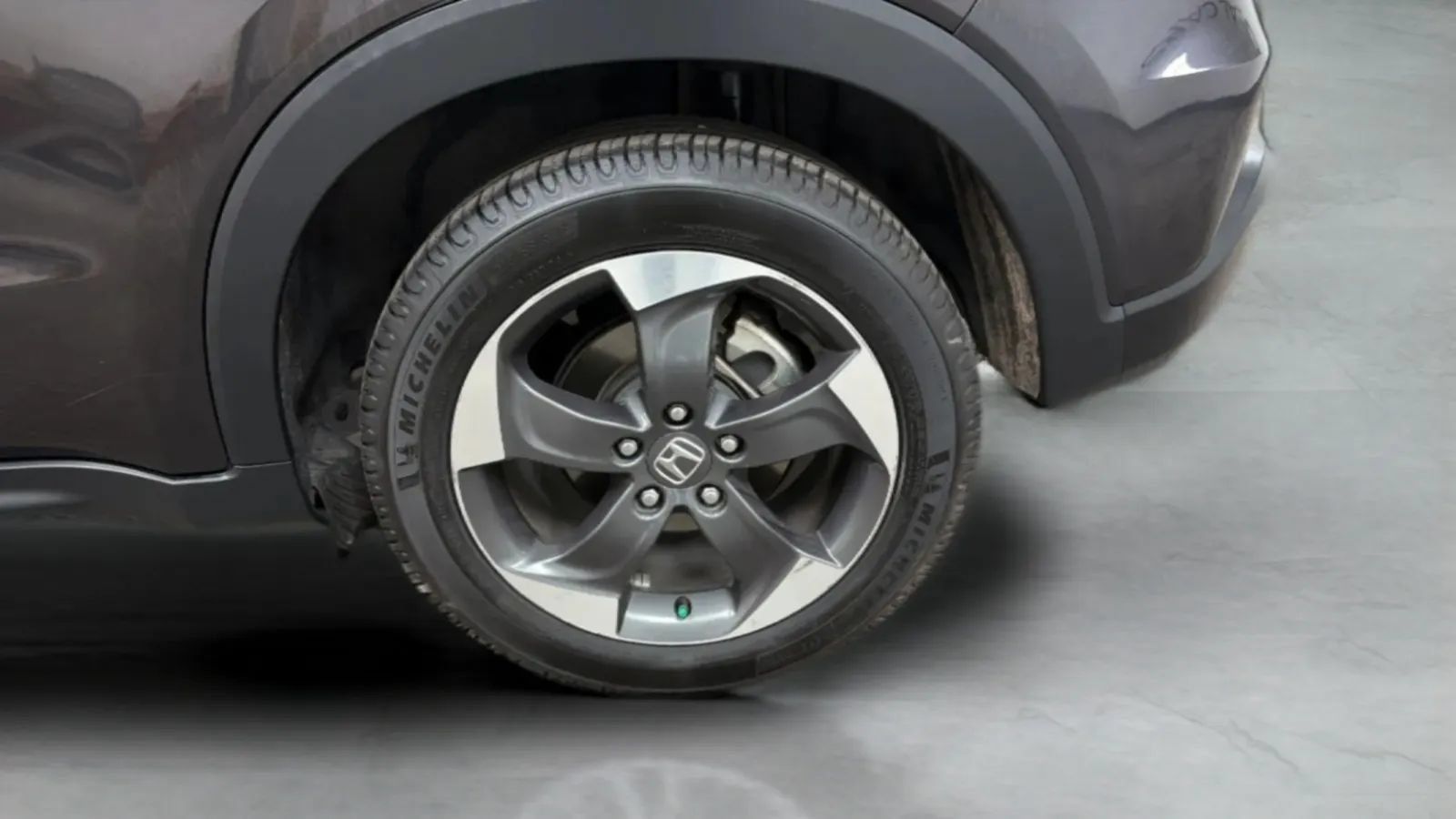 Used 2018 Honda HR-V EX image 27